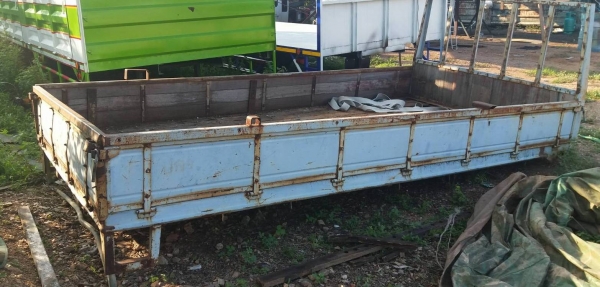 ขาย.ถูกๆ 12,000บ.กะบะ ยาว4.30ม.สภาพสวยเดิมๆไม่มีผุ พร้อมใช้งาน ยกลงจากรถ 6ล้อ NPR  ขาย.ราคา 12,000บ.กะบะสวยๆ.