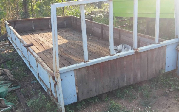 ขาย.ถูกๆ 12,000บ.กะบะ ยาว4.30ม.สภาพสวยเดิมๆไม่มีผุ พร้อมใช้งาน ยกลงจากรถ 6ล้อ NPR  ขาย.ราคา 12,000บ.กะบะสวยๆ.