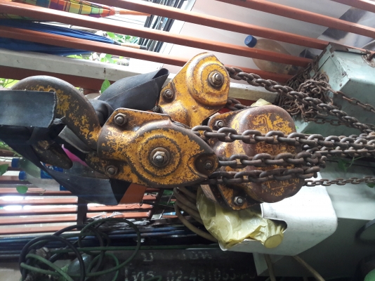 ขาย !! รอกโซ่.ยี่ห้อVITAL.ขนาด5ตัน.พร้อมใช้งาน