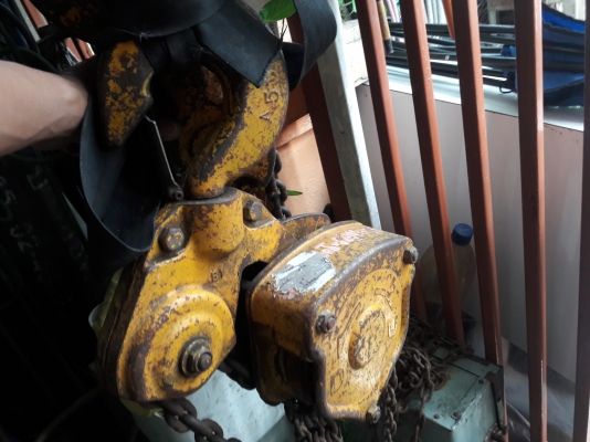 ขาย !! รอกโซ่.ยี่ห้อVITAL.ขนาด5ตัน.พร้อมใช้งาน