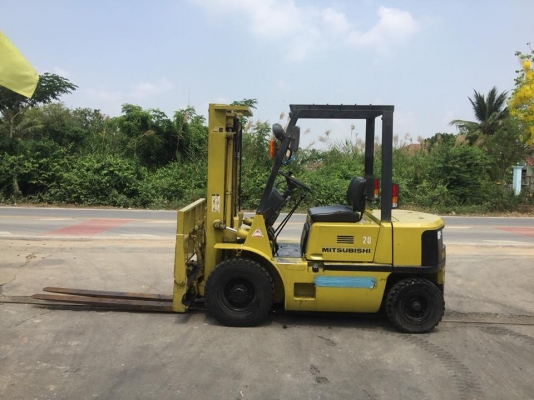 ขาย ฟอล์คลิฟต์ 2 ตัน  MITSUBISHI FD20  รถนอกเก่าญี่ปุ่น ดีเซล  เสา 3 เมตร งาฮิ้ง