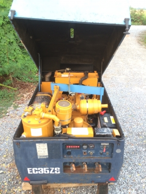 ขายปั๊มลม KOMATSEC35 ZS-2 มือ2 เก่าญี่ปุ่นแท้ ยังไม่เคยใช้งานในไทย