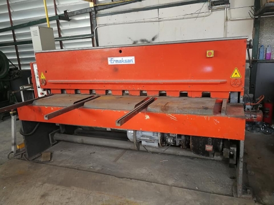 ขายเครื่องตัดไฮโดรลิคตัดได้4มิลตัดงานได้ยาว2.6เมตรออโตแบ็คเก็ตพร้อมใช้