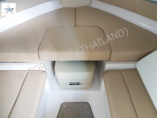 Pre-Owned สภาพสวยเหมือนใหม่ พร้อมแล่นเรือได้ทันที 2015 Regal cuddy 2250
