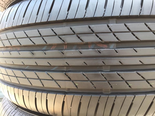 ขายป้ายแดง BRIDGESTONE TURANZA ER33 215-50-17 ปี18 ชุดละ 11,500 บาท ขายป้ายแดง BRIDGESTONE TURANZA ER33 215-50-17 ปี18 ชุดละ 11,500 บาท