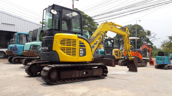 รถขุดโคมัตสุ コマツ Komatsu PC40MR-2 Cabin เก่าญี่ปุ่น