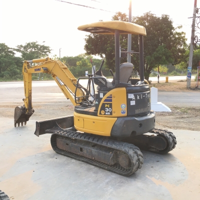 รถขุดโคมัตสุ コマツ Komatsu PC30MR-2 เก่าญี่ปุ่น