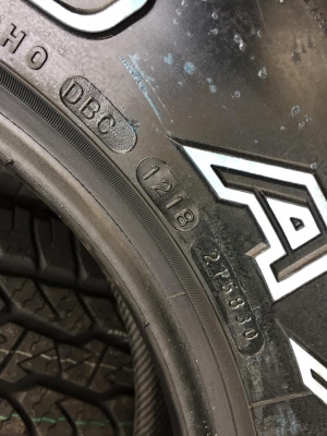 ขายยางใหม่ MAXXIS AT700 265-70-16 ปี18 ชุดละ 12,000 บาท ขายยางใหม่ MAXXIS AT700 265-70-16 ปี18 ชุดละ 12,000 บาท