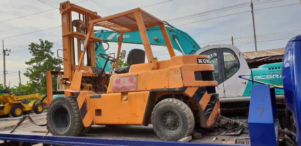 ขายด่วนรถยกดีเซลKOMATSU FD35-2 ยกได้4ตันยกสูง4เมตรยางหน้าคู้รถนอกเพิ่งนำเข้ามายังไม่เคยใช้งานในเมืองไทยเลย ขายด่วนรถยกดีเซลKOMATSU FD35-2 ยกได้4ตันยกสูง4เมตรยางหน้าคู้รถนอกเพิ่งนำเข้ามายังไม่เคยใช้งานในเมืองไทยเลย