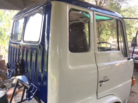 ขาย หัวสิบล้อ HINO. F18.  สีใหม่ อุปกรณ์ครบ