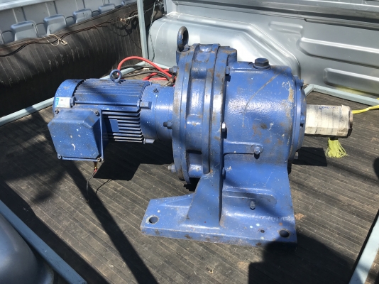ขายมอเตอร์เกียร์ Cycro drive Sumitomo 3HP. 380V made in Japan อัตราทด 1:493 เพลาออกประมาณ 2.9รอบต่อนาที สภาพสวยมาก หมุนนิ่ม พร้อมใช้งาน