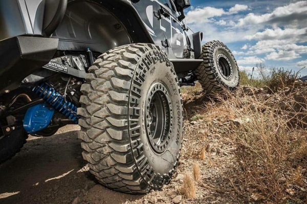 ยางMickeythompson BAJA MTz P3 285/75/16 USA.สภาพเหมือนใหม่4เส้น