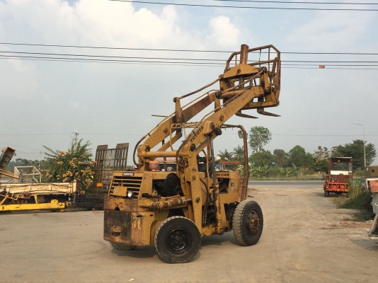 ขายรถโฟล์คลิฟท์ TOYOTA รุ่น SD25 น้ำหนักยก2.5ตัน เครื่องยนต์ดีเซล เครื่องดี เบรคดี ปั๊มแรง ทำงานนุ่มนวล มือสองจากญี่ปุ่น