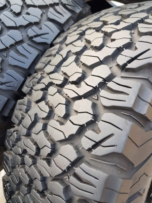 ขายยาง BF All KO2 265/70/16 สวยๆ ขายยาง BF All KO2 265/70/16 สวยๆ