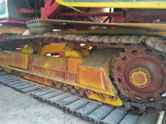 ขายรถเกี่ยวข้าวเกษตรพัฒนารุ่นไอ้หนุ่มไวไฟรถปี56รถสวยพร้อมใช้งานสนใจโทร0981912778