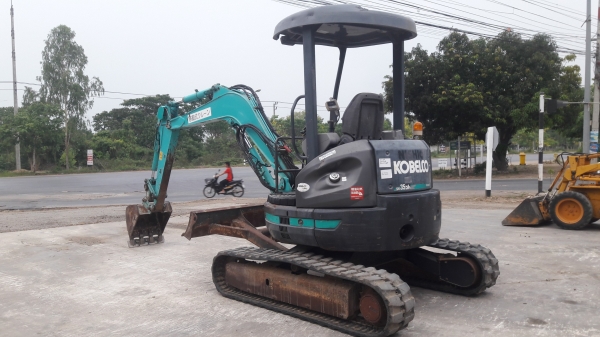 Kobelco sk35sr-3 เก่าญี่ปุ่นแท้100\% รุ่นใหม่ รถสวยพร้อมใช้