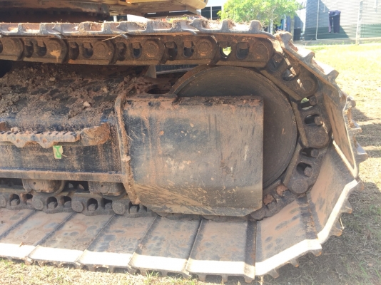 ขายดาวน์แบคโฮ CATERPILLAR 320D2ทำงาน 2098ชั่วโมง สวยมาก สนใจโทร 081-970-1072
