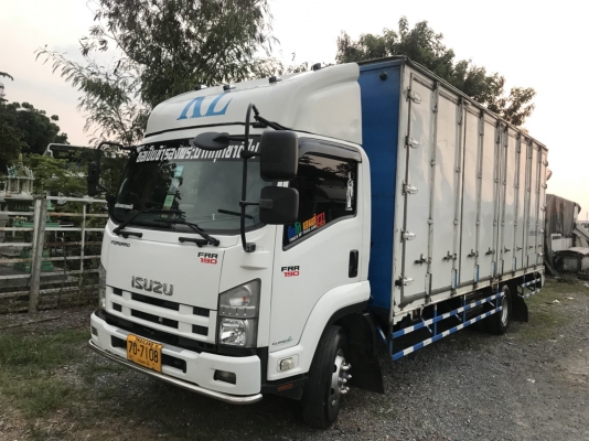 ขายรถ6ล้อisuzu frr190แรงม้าตู้10บานยาว6.6ม.สนใจติดต่อ081-6577048คุณชาญชัย