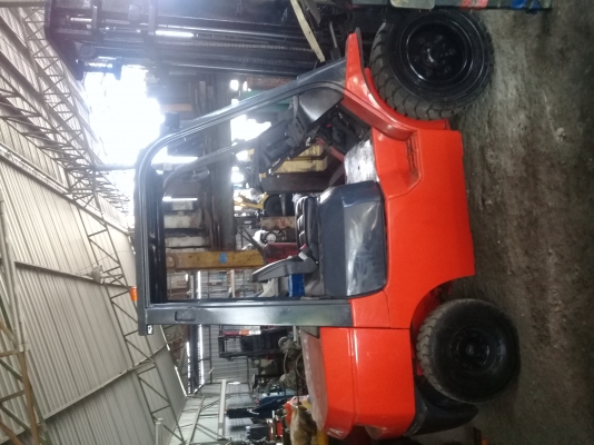 ขายรถโฟล์คลฟท์มือสอง 3 ตัน 3.5 ตัน