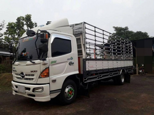 ขาย6ล้อHINO MEGA175ซีรีซ์ปี57 ยาว6.50เมตรแชชซีสวยเดิม เครื่องเดิม
