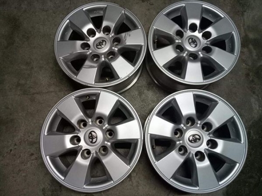 ล้อโตโยต้า พีรันเนอร์15&times;7 ชุด3200บ.โทร.0879050181.ส่งได้ทั่วไทย