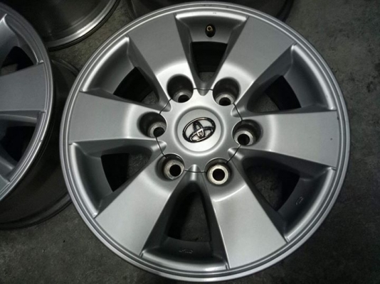 ล้อโตโยต้า พีรันเนอร์15&times;7 ชุด3200บ.โทร.0879050181.ส่งได้ทั่วไทย