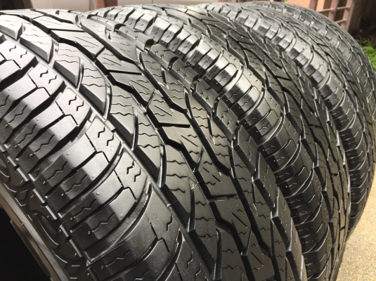 ยาง All Maxxis 265 65 17 ปลายปี16 ดอกเต็ม เนื้อนิ่มๆ ใช้ยาว ราคาไม่แพง ยาง All Maxxis 265 65 17 ปลายปี16 ดอกเต็ม เนื้อนิ่มๆ ใช้ยาว ราคาไม่แพง