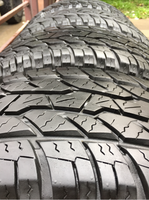 ยาง All Maxxis 265 65 17 ปลายปี16 ดอกเต็ม เนื้อนิ่มๆ ใช้ยาว ราคาไม่แพง