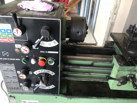 ขายเครื่องกลึง5ฟุตไฟ380