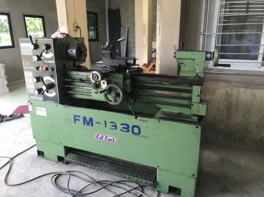 ขายเครื่องกลึง5ฟุตไฟ380