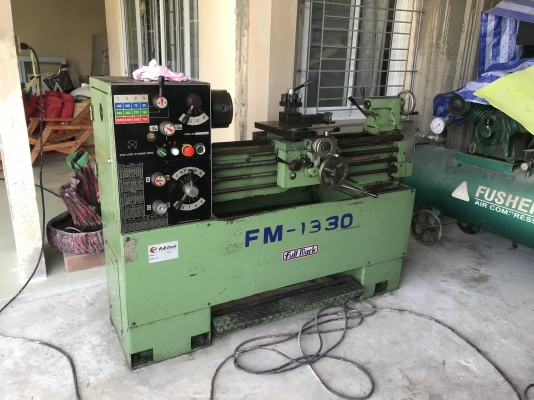 ขายเครื่องกลึง5ฟุตไฟ380