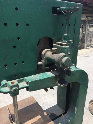 เลื่อยสายพาน