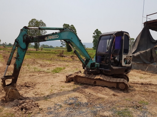 ขายรถแบคโฮ KOBELCO  sk 050  ตามสภาพ