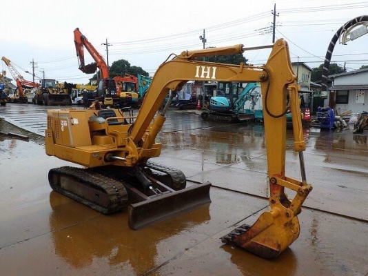 ขายแม็คโคร IHI IS35 FROM JAPAN 4000 ชั่วโมง เครื่อง ISUZU ปั้มนิ้ว พร้อมใช้งาน ติดต่อ 063-9316985 ID LINE : 0639316985 ครับ