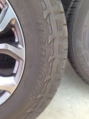 ล้อTOYOTA  FORTUNER TRD4 สภาพสวย พร้อมยางปี15   4วง 39000บาท