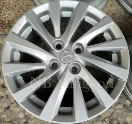 ล้อแม็ก Mitsubishi attrage ขอบ15 ใส่ มิราจ ได้เลย
