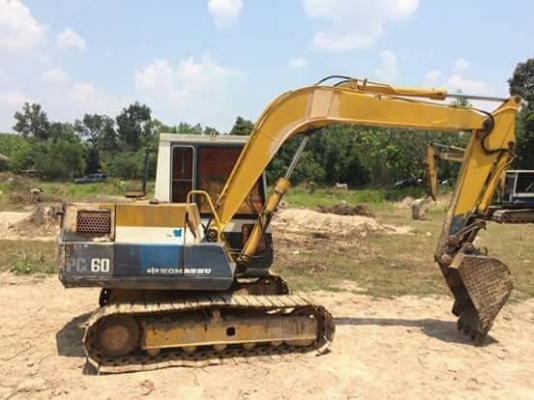 KOMATSU PC 60-5