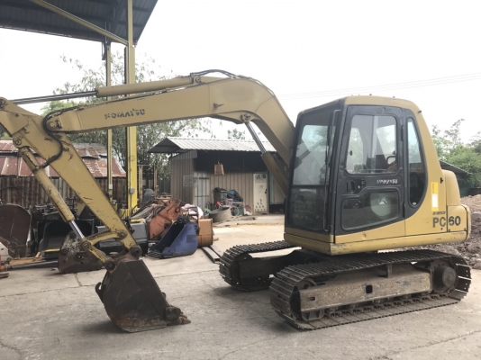 Komatsu 60-7 รถเก่าญี่ปุ่น สภาพพร้อมใช้งาน เครื่องปั๊มดี ราคาต่อรองได้ สนใจติดต่อ0813553478คุณโย
