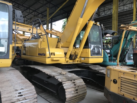 Komatsu PC200-8 รถเก่าญี่ปุ่น เครื่องดี สภาพสวย ไฟฟ้าเต็ม สนใจติดต่อ0813553478(คุณโย) Komatsu PC200-8 รถเก่าญี่ปุ่น เครื่องดี สภาพสวย ไฟฟ้าเต็ม สนใจติดต่อ0813553478(คุณโย)