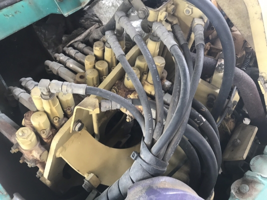 Komatsu PC30-7 รถนอกสภาพดี เก่าญี่ปุ่น เครื่องปั๊มดี ตรวจเช็คแล้ว สนใจติดต่อ 0813553478(คุณโย)