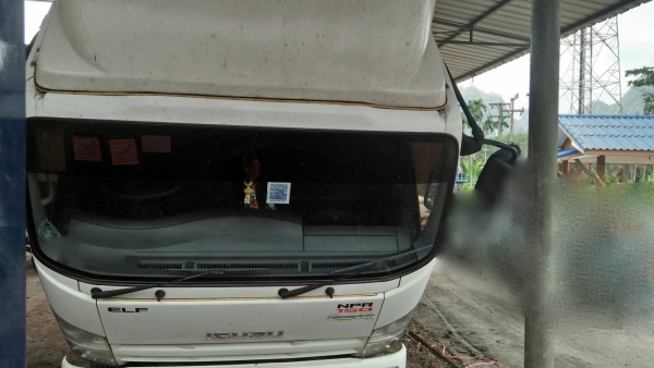 รถอีซูซุ 6 ล้อดั้ม NPR 150 แรงม้า. ปี 53. , ( รถวิ่ง 29x,xxx กม. ) สนใจติดต่อ 081 - 6079515