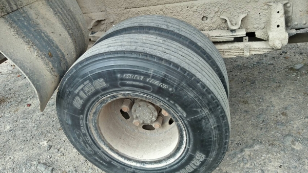 รถอีซูซุ 6 ล้อดั้ม NPR 150 แรงม้า. ปี 53. , ( รถวิ่ง 29x,xxx กม. ) สนใจติดต่อ 081 - 6079515