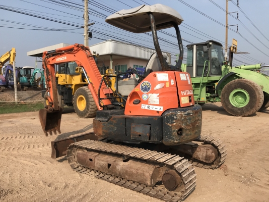 Hitachi ZX30 ลายหัวเจาะ ราคา 390,000฿ รถเก่าญี่ปุ่น Hitachi ZX30 ลายหัวเจาะ ราคา 390,000฿ รถเก่าญี่ปุ่น