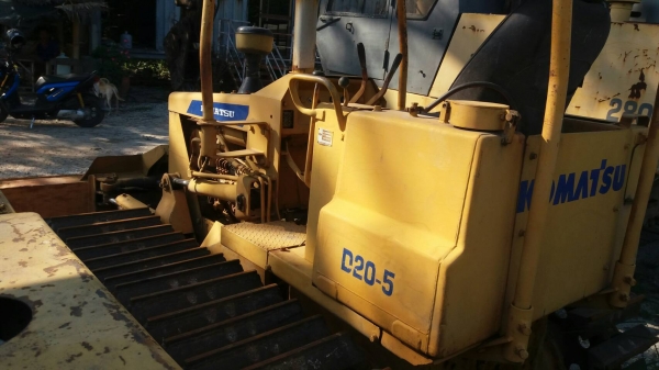 แทรคเตอร์ D 2-5 ราคา 220,000 กทม.