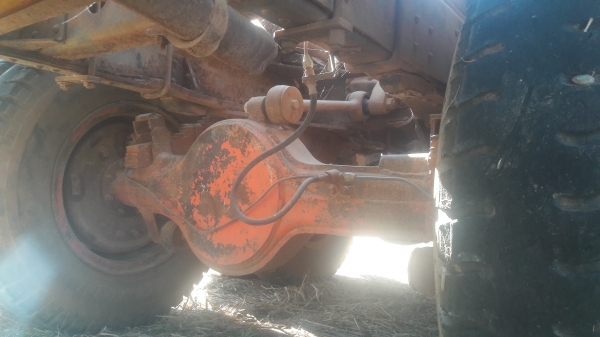 ขายหรือแลกแบคโฮเล็ก รถไถ ลองเสนอมาครับ