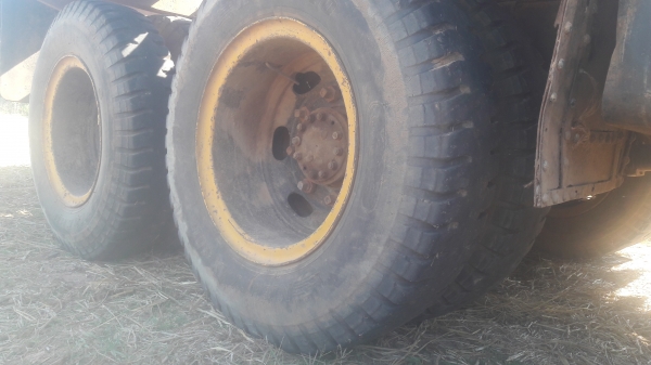 ขายหรือแลกแบคโฮเล็ก รถไถ ลองเสนอมาครับ ขายหรือแลกแบคโฮเล็ก รถไถ ลองเสนอมาครับ