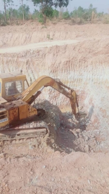 KOMATSU PC 80-2