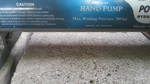 ขายกระบอกอัดไฮโดรลิค อันล่ะ2,500 ไต้หวัน