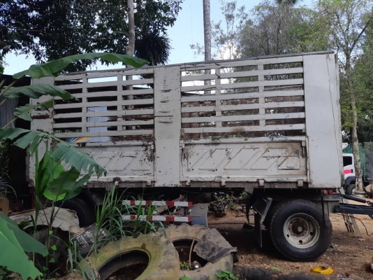 อีซูสุแม่ลูก 270 ปี 49 แม็คโหลดแม่สองเพลาลูกสองคานไม่ดั้มพ์ราคา 1,550,000 รถชุมพร