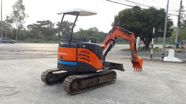 รถขุดฮิตาชิ 日立 Hitachi ZX30U-3 เก่าญี่ปุ่น รุ่นใหม่ ปี2010